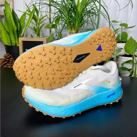 Brooks Catamount White / Iced Aqua / Blue - Picture 2 of 8
